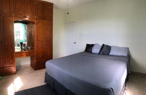 Woodbourne Apartamento | Tranquil 2-bedroom rental in beautiful Barbados