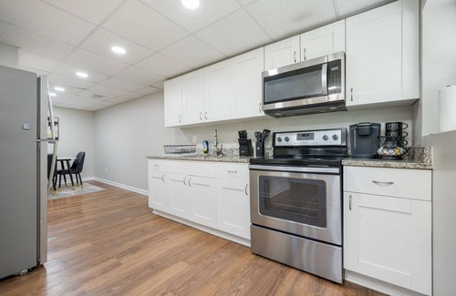 Church Street Apartamento | Tranquil 2bd Oasis 10 Min to Airport & Downtown