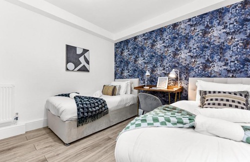 Canonbury Apartamento | Tranquil 3 BR Escape For Families or Groups