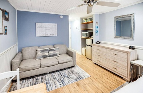 Litchfield by the Sea Apartamento | Tranquil 3rd Flr Resort View King Room
