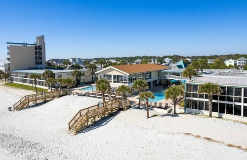 Litchfield by the Sea Apartamento | Tranquil 3rd Flr Resort View King Room