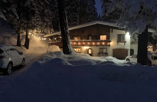 Carnelian Bay Chalet De Esquí | Tranquil 4-bdr chalet on trailhead with unlimited hiking and x-country skiing