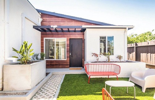 Bixby Knolls Casa | Tranquil 4B Home with cozy Patio
