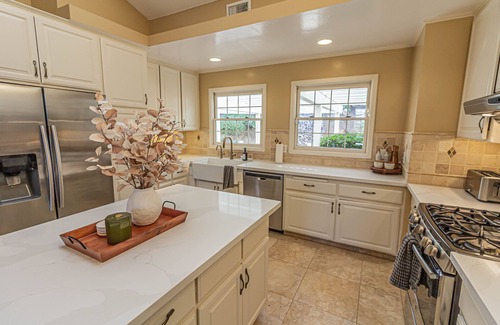 Kit Carson Casa | Tranquil 4BR/3BA Home with Pool/Vineyard.