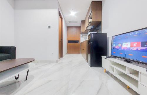 Pinang Apartamento | Tranquil and Comfort Living 1BR The Smith Alam Sutera Apartment By Travelio