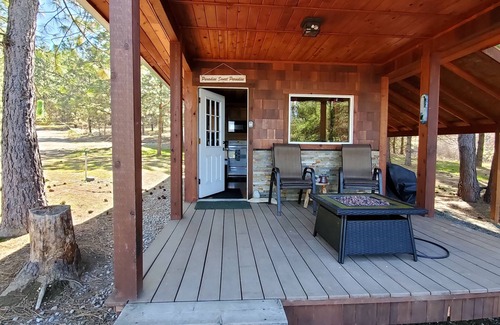Fruitland Cabina | Acogedora cabaña privada con vista al lago Roosevelt!