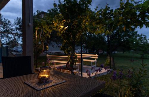 Rudine Apartamento | Tranquil and Stylish Apartment Kastel Novi