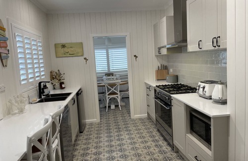 South Coast Cabaña | Tranquil Beachside cottage. A stone throw from the beach & Hiking.Pet-friendly.