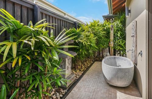Mount Coolum Casa | Tranquil Beachside Retreat - Enquire for Long Stay Prices - 3 Bedroom Home