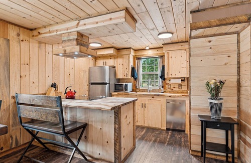 Burley Casa | Tranquil Bunkhouse Apartment at Lazy K Stables