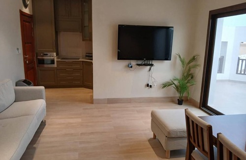 Taqah Condominio | Tranquil condo with AC in charming Salalah