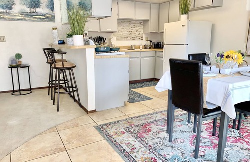Paradise Condominio | 🌈Tranquil condo with cozy king beds🌈decaf/ regular coffee✨work from🏡✨fast wifi✨