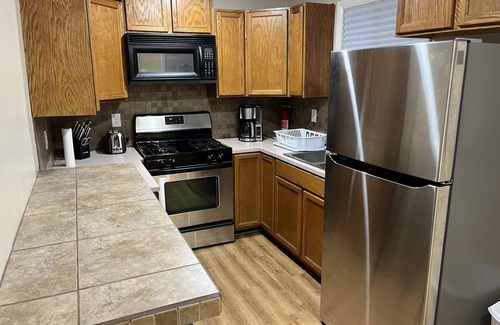 Bremerton Cabaña | Tranquil cottage with mountain views