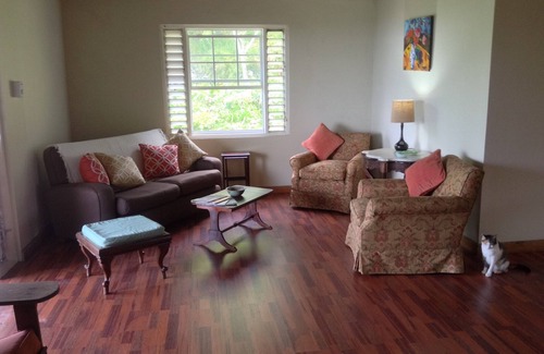 Montego Bay Cabaña | Tranquil Country Cottage ~ Hogar remoto ~ Fuera de Montego Bay