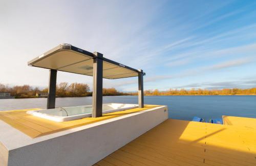 Frognall Casa | Tranquil Cove Spa Lodge