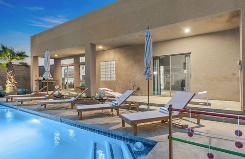 Desert Hot Springs Casa | Tranquil Desert Retreat Gorgeous Home