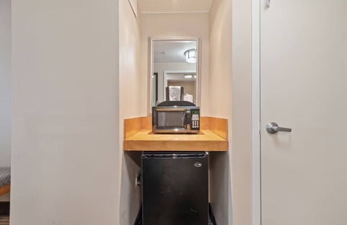 Carteret Apartamento | Tranquil Double Suite Sleeps 4 Prime Location