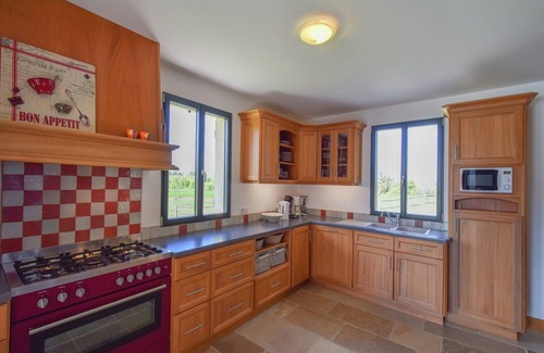 Saint-Medard-d'Excideuil Villa | Chalet de lujo con sauna privada y piscina