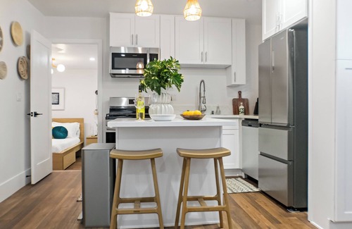 Willmore Apartamento | Tranquil & Full Equipped Apartment close to Convention Center with Parking