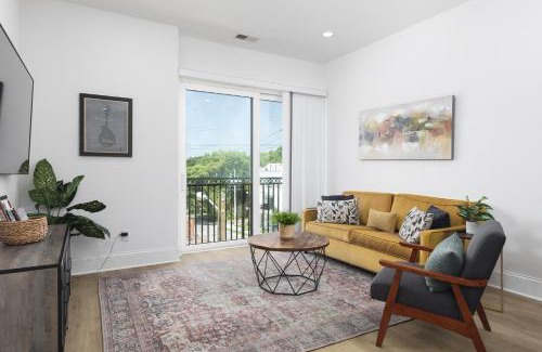 Cleveland Park Apartamento | Tranquil Haven Close to Broadway with Free Parking
