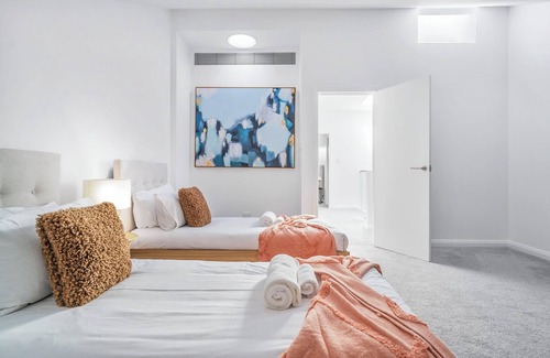 Balmain Casa | Tranquil Haven in Balmain