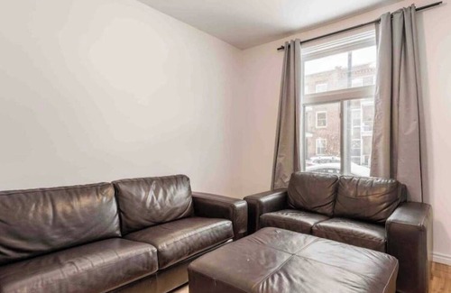 Verdun Apartamento | Tranquil Haven in Verdun: Your Home Away from Home