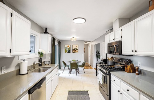 West Salem Casa | Tranquil Haven w/ large yard, laundry : West Salem