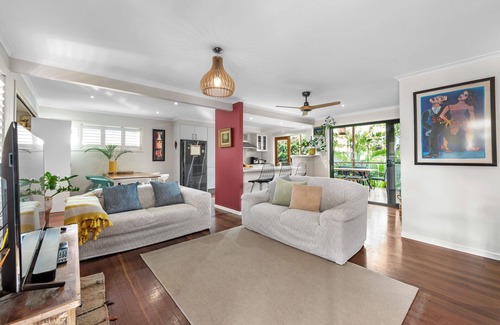 Redcliffe Casa | "Tranquil Hideaway in Central Redcliffe"
