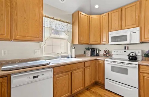 Cheyenne Casa | Tranquil Home on the Cheyenne Greenway!