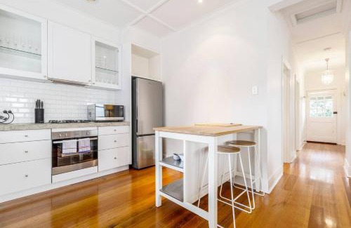 Prahran Apartamento | Tranquil Inner-east Haven Moments from High Street