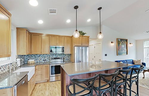 Dripping Springs Cabina | Tranquil “Interlude Cottage” on 20 Acres w/ Seasonal Creek