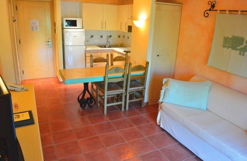 Pula Apartamento | Tranquil Lantana Resort 2 Bedroom Apartments for 7 People