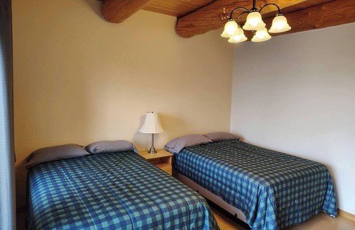 Kenai Cabina | Tranquil lodge with a million-dollar view in Kenai - 4 bedrooms available