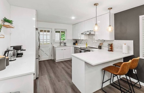 Doraville Casa | Tranquil Modern 3-BD Retreat in Foodie Paradise!