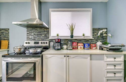 Lakeview Casa | Tranquil Oasis in Lakeview