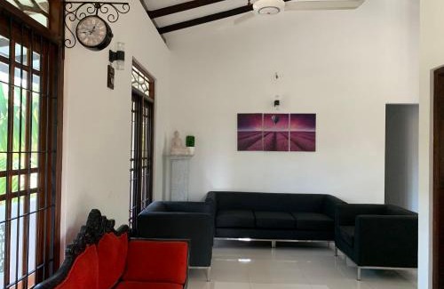 Hettimulla Casa | Tranquil Private Villa near Bentota Beach