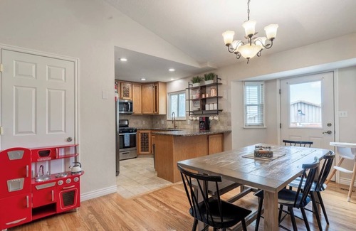 Lakeview Casa | Tranquil Retreat-2 Bed 2 Bath Vacation Haven!