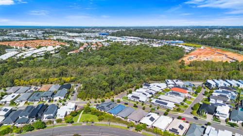 North Lakes Casa | Tranquil Retreat Brisbane North