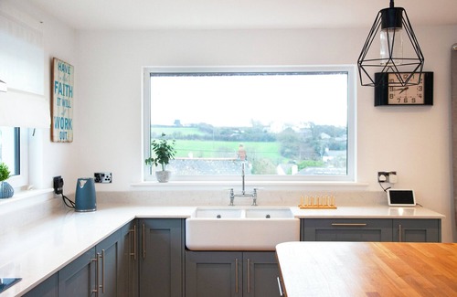 Port Isaac Casa | Tranquil retreat in a beautiful hamlet, minutes from the sea & stunning beaches