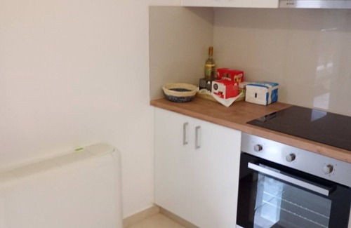 Metokhi Apartamento | Tranquil Retreat on Athens Riviera:Newly Built,Spacious Apartment(Pet-Friendly!)