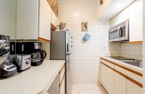 Pass-a-Grille Historic District Condominio | Tranquil setting one bedroom condo on Pass a grille beach