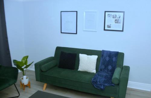 Goresbrook Apartamento | Tranquil Stays at 3 bedroom House in Dagenham