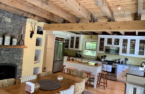 Morrisville Casa | Tranquilo Cedro del Cabo en Stowe