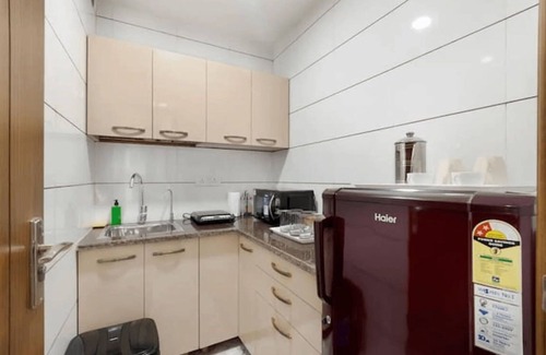 Sushant Lok Apartamento | Tranquil Studio Apartment