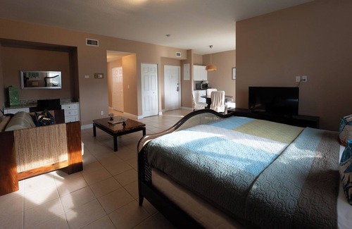 Alice Town Apartamento | Tranquil Studio Condo in Bimini