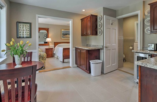 North Hero Apartamento | ¡Estudio tranquilo con playa privada en el lago Champlain!