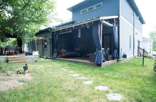 Herndon Apartamento | Tranquil Sugarland Retreat Close to Airport/Metro