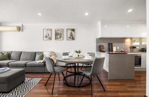 Torrensville Apartamento | Tranquil Suite - 2BR, Parking, Wifi