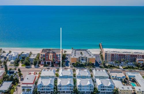 Redington Beach Casa | Tranquil Tarpon Cottage