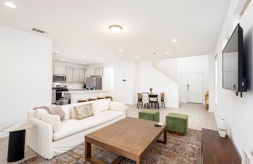 Buda Casa | Tranquil Texas Retreat New Build Near Austin